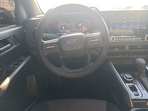 Used 2024 Chevrolet Colorado Trail Boss w/ Technology Package image 14