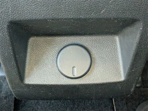 Used 2016 GMC Terrain SLT image 13