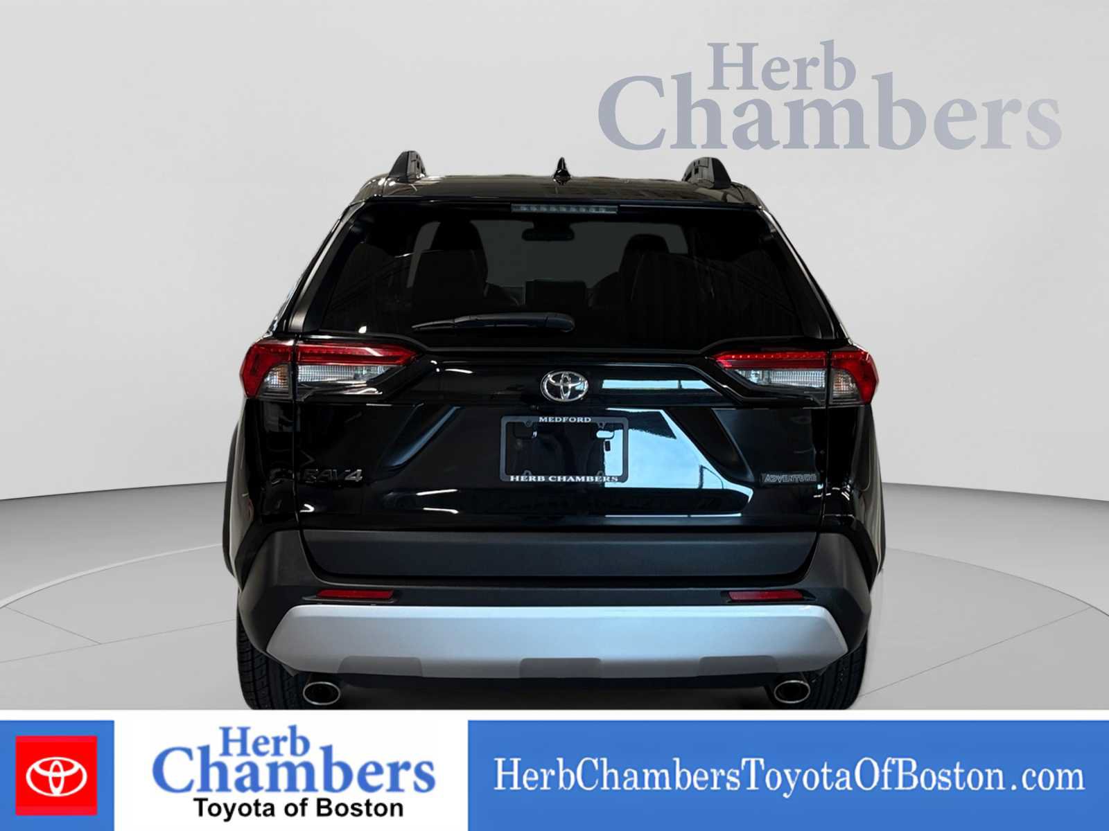 Used 2024 Toyota RAV4 Adventure AWD/4WD image 9