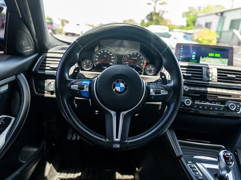Used 2018 BMW M3 RWD image 14