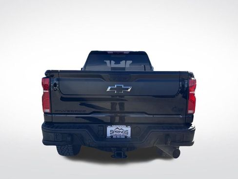Used 2025 Chevrolet Silverado 2500 ZR2 w/ ZR2 Bison Edition image 4