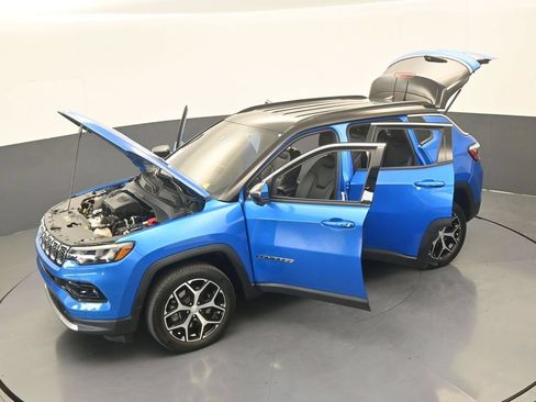 Used 2024 Jeep Compass Limited AWD/4WD image 66