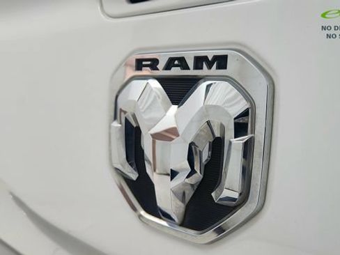 Used 2021 RAM 1500 Laramie AWD/4WD image 19