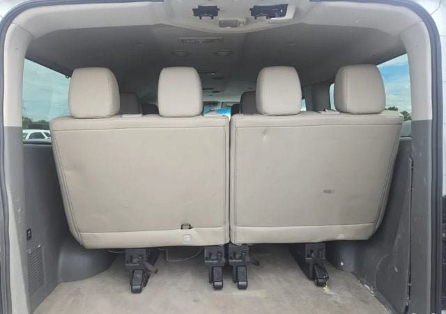Used 2017 Nissan NV 3500 SL RWD image 5