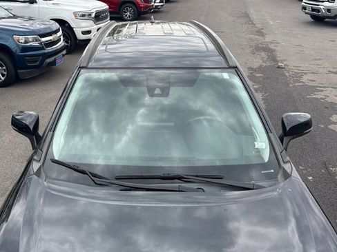Used 2022 Toyota Corolla Cross LE w/ Moonroof Package FWD image 1