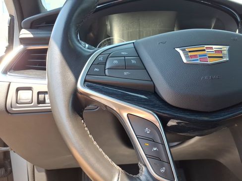 Certified 2024 Cadillac XT5 Premium Luxury AWD/4WD image 25