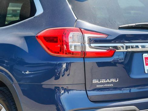 Used 2023 Subaru Ascent Premium w/ Convenience Package AWD/4WD image 7