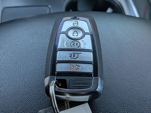 Certified 2024 Ford Edge ST-Line AWD/4WD image 35