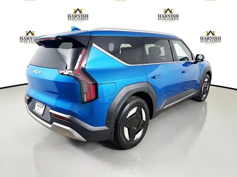 New 2026 Kia EV9 Wind image 7
