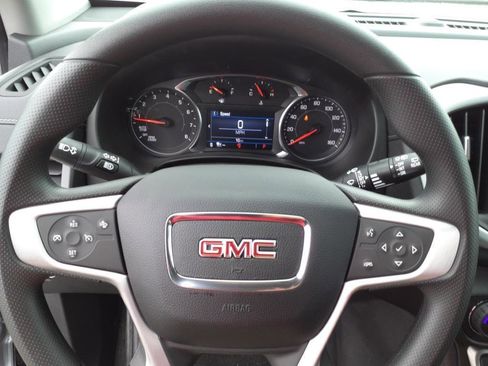 Certified 2023 GMC Terrain SLE w/ Driver Convenience Package image 11