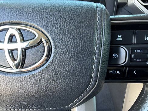 Used 2022 Toyota Tundra SR5 AWD/4WD image 20