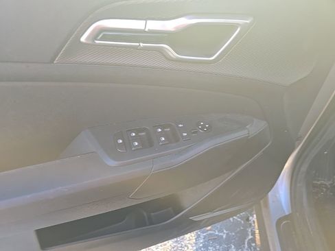 Certified 2023 Kia Sportage LX image 8