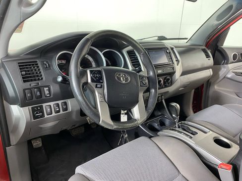 Used 2014 Toyota Tacoma 4x4 Double Cab w/ TRD Off-Road Package image 2