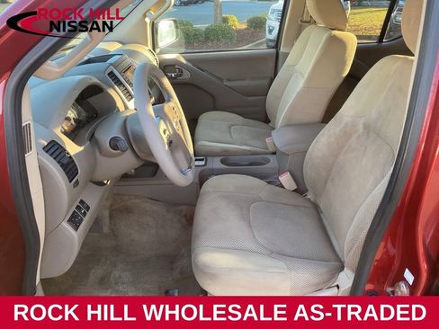 Used 2015 Nissan Frontier SV image 15