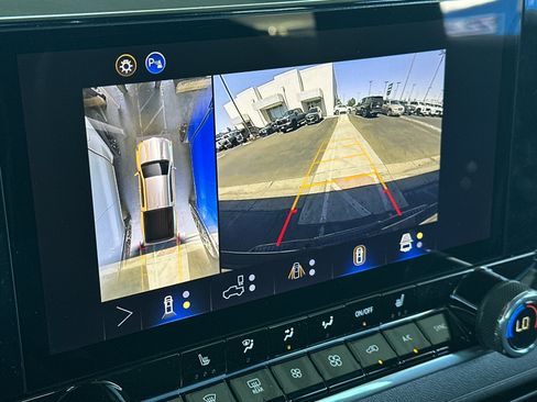 New 2026 Chevrolet Colorado Trail Boss AWD/4WD image 18