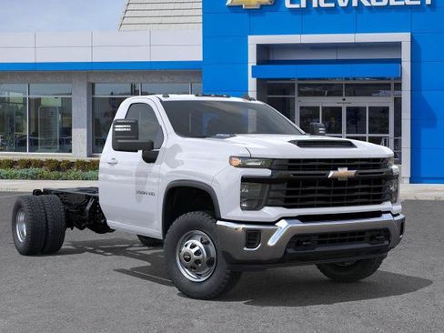 New 2026 Chevrolet Silverado 3500 W/T w/ WT Convenience Package RWD image 31