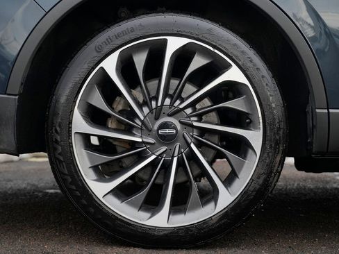 Used 2023 Lincoln Aviator Reserve w/ Equipment Group 201A image 9