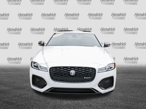 Used 2024 Jaguar XF R-Dynamic SE AWD/4WD image 3