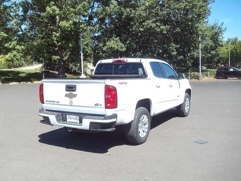 Used 2017 Chevrolet Colorado LT w/ LT Convenience Package AWD/4WD image 5