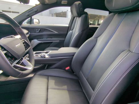 New 2026 Cadillac Lyriq V image 24