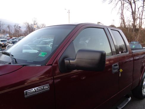 Used 2004 Ford F150 Lariat image 11