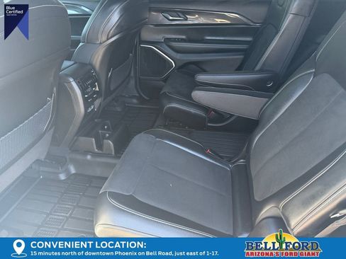 Used 2021 Jeep Grand Cherokee L Laredo image 15