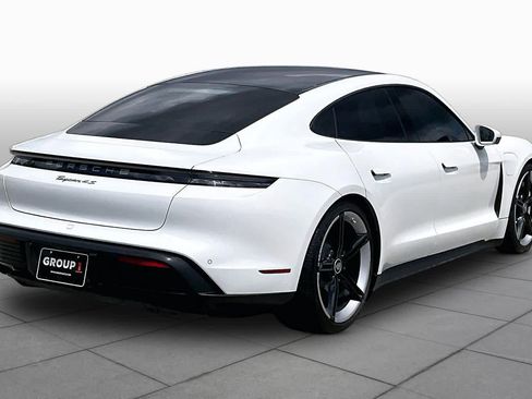 Used 2022 Porsche Taycan 4S AWD/4WD image 11
