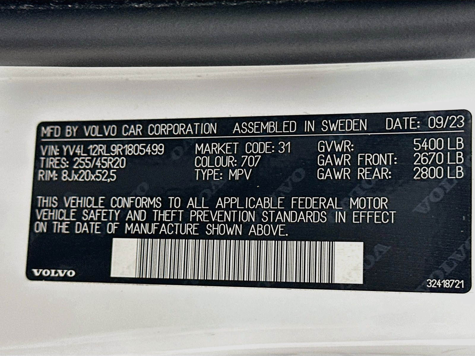 Certified 2024 Volvo XC60 B5 Plus w/ Climate Package AWD/4WD image 49