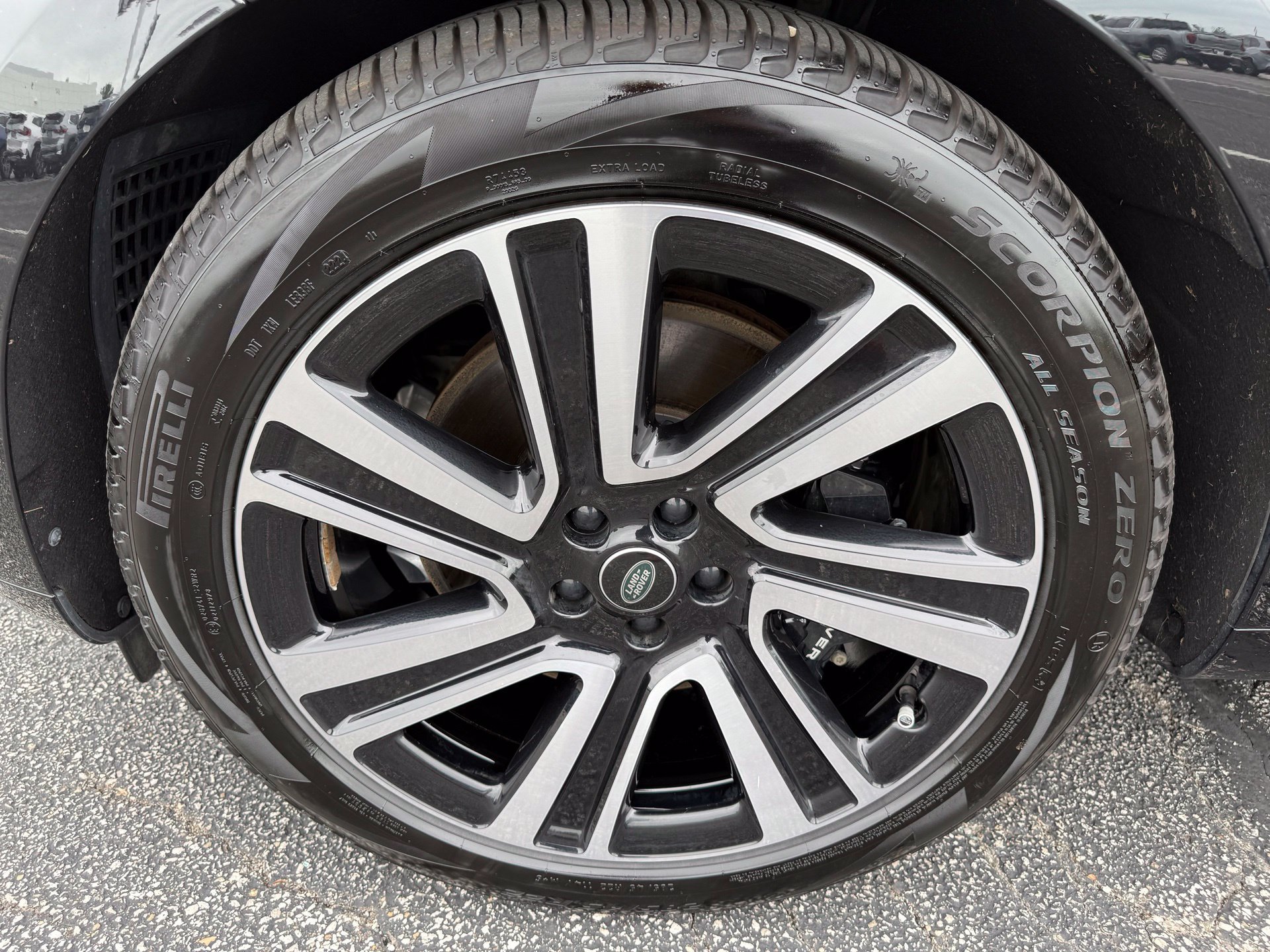 Used 2023 Land Rover Range Rover SE AWD/4WD image 40