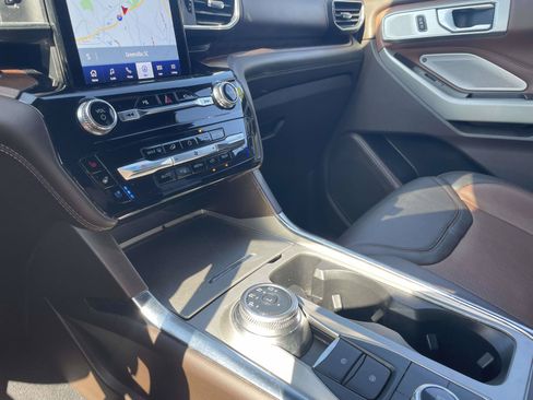 Used 2022 Ford Explorer King Ranch w/ Premium Technology Package AWD/4WD image 30