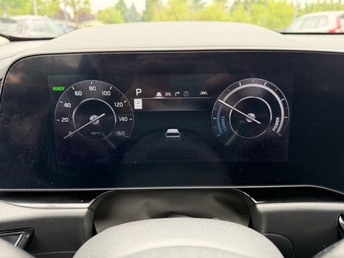 Used 2023 Kia Niro Wind w/ Wind Preserve Package FWD image 19