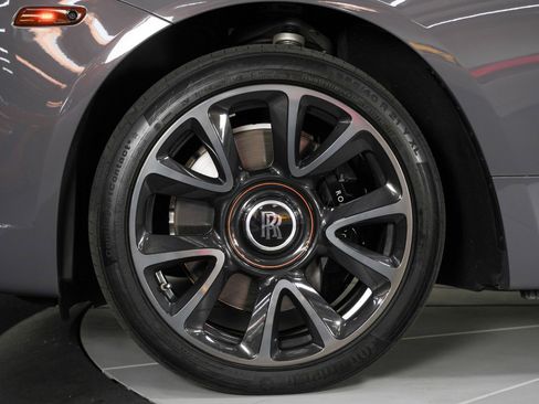 Used 2018 Rolls-Royce Wraith image 22