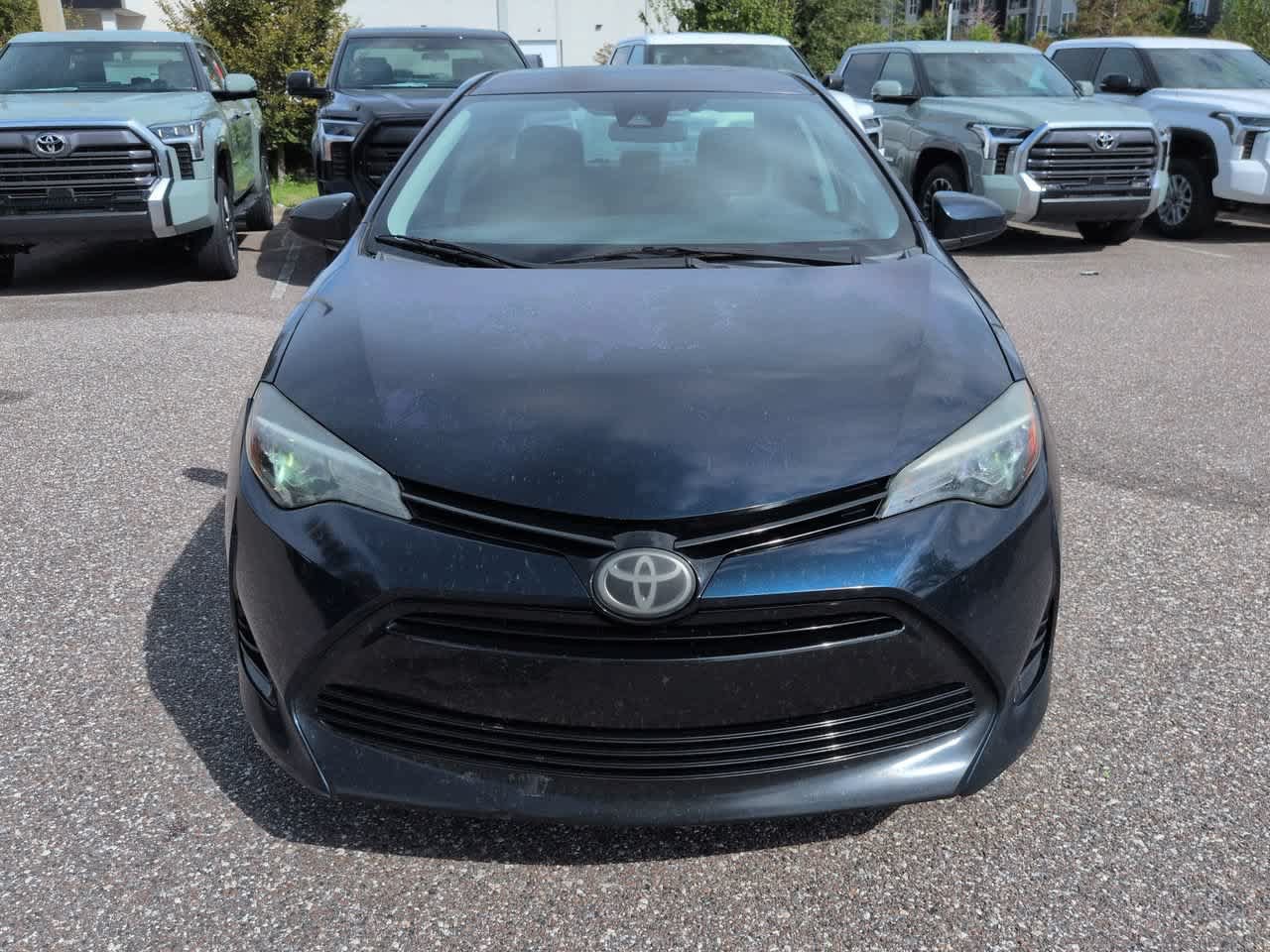 Used 2017 Toyota Corolla LE FWD image 9
