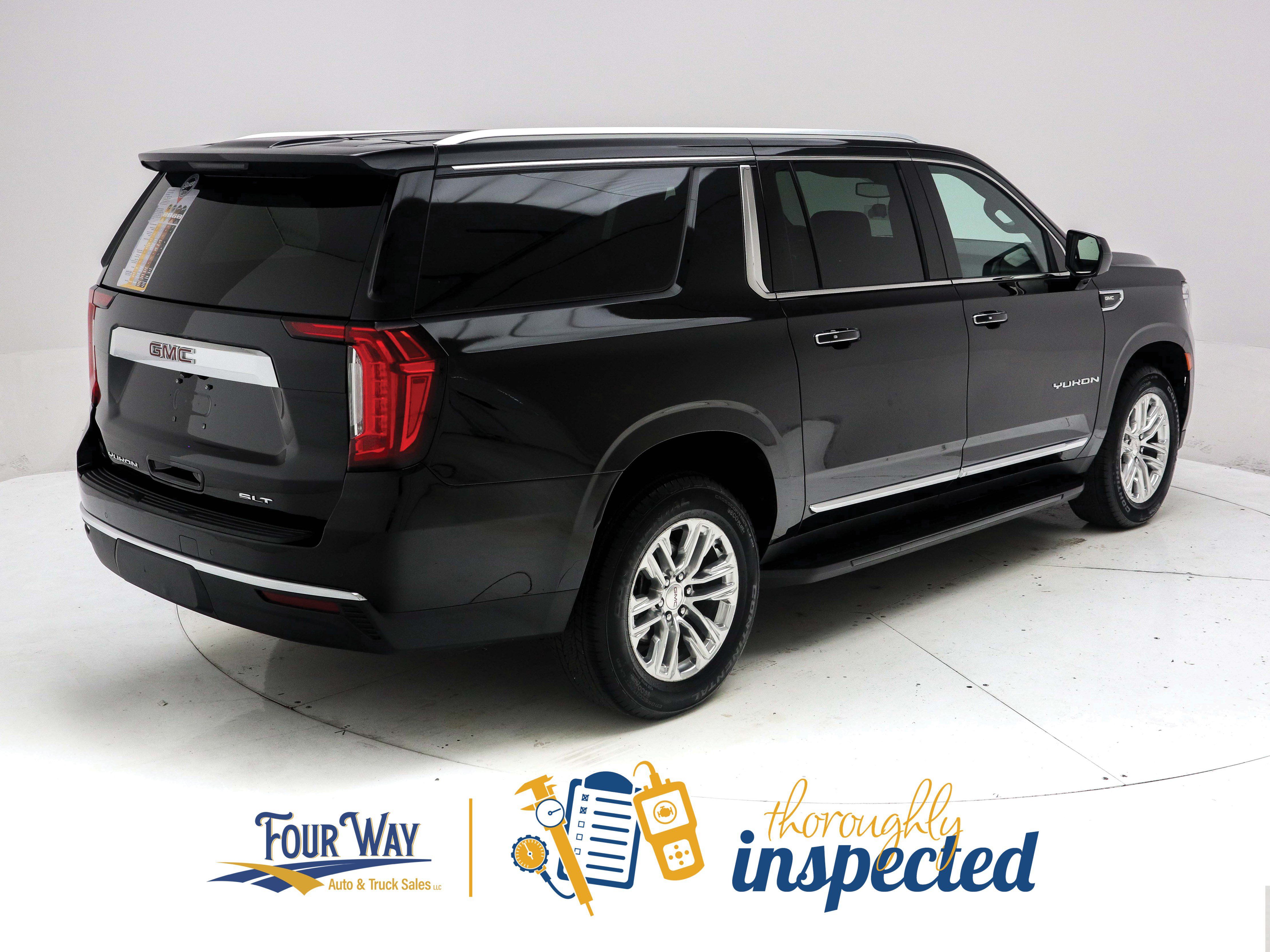 Used 2022 GMC Yukon XL SLT AWD/4WD image 3