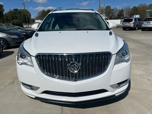 Used 2016 Buick Enclave Leather image 2