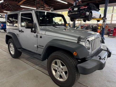 Used 2015 Jeep Wrangler Sport w/ Quick Order Package 24S AWD/4WD image 6