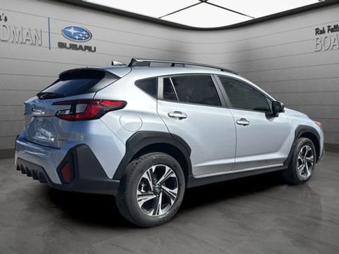 Used 2024 Subaru Crosstrek 2.0i Premium image 5