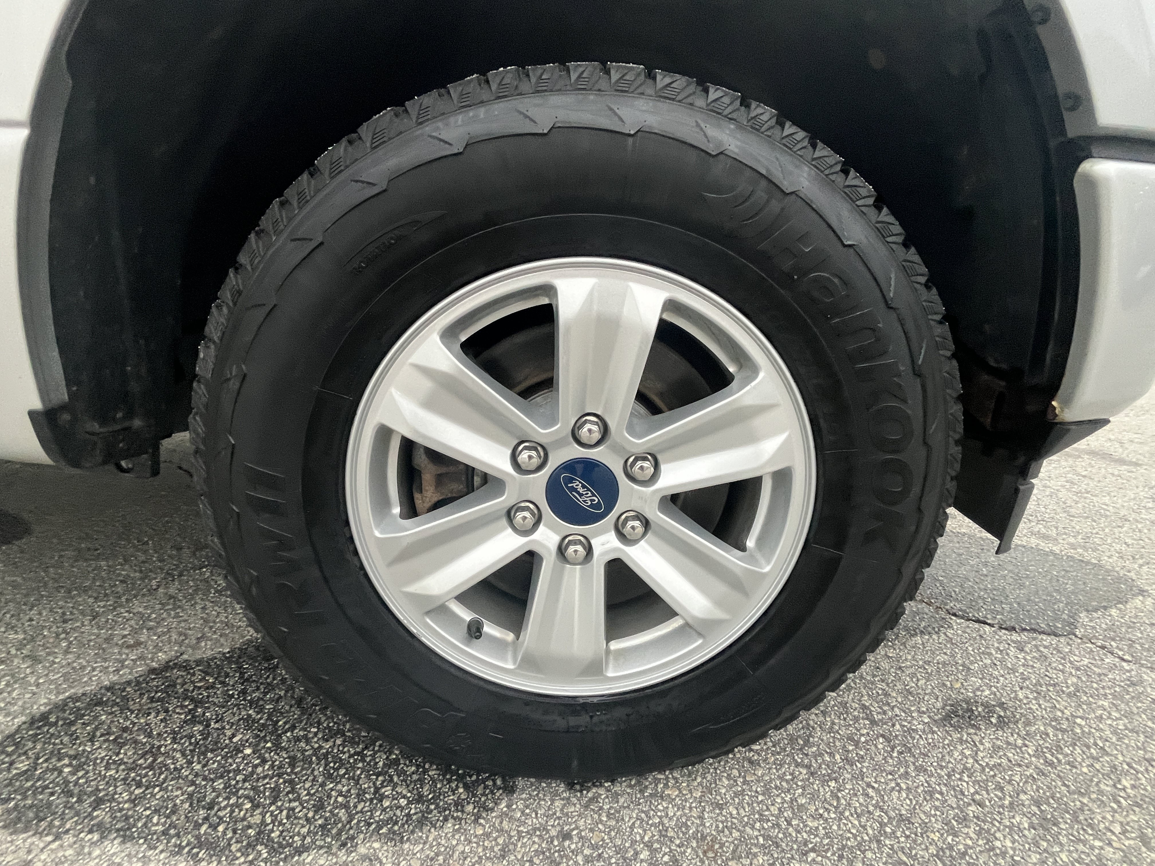 Used 2019 Ford F150 XL w/ Equipment Group 101A Mid AWD/4WD image 9