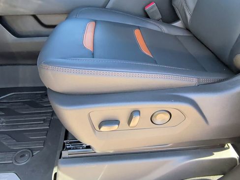 New 2026 GMC Sierra 2500 AT4 w/ AT4 Premium Plus Package image 13