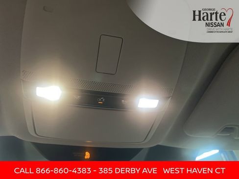Certified 2025 Nissan Murano SV AWD/4WD image 56