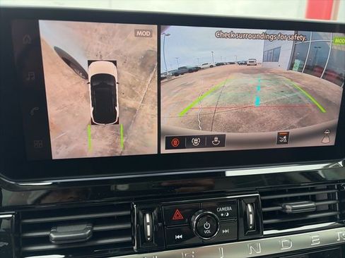 New 2026 Nissan Pathfinder SL image 16