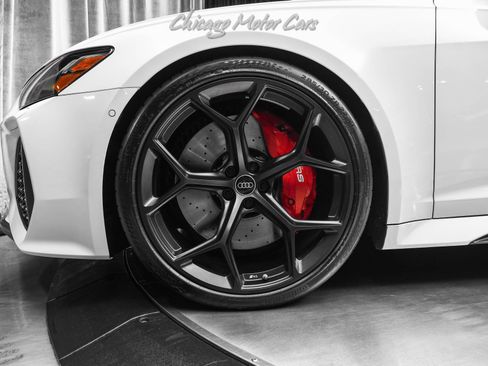 Used 2024 Audi RS 6 performance image 57