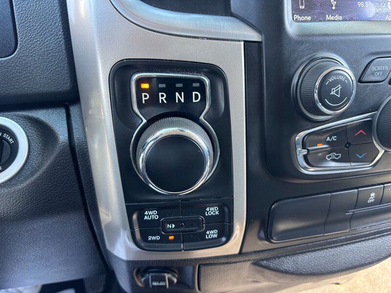 Used 2019 RAM 1500 Big Horn AWD/4WD image 18