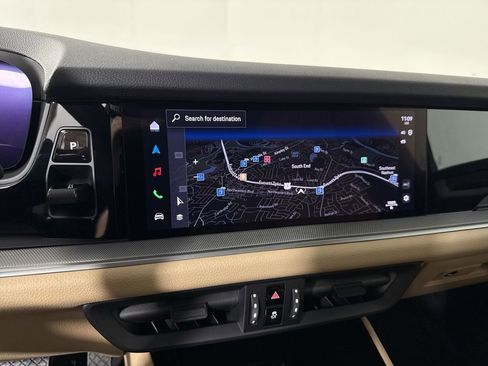 New 2026 Porsche Cayenne image 27