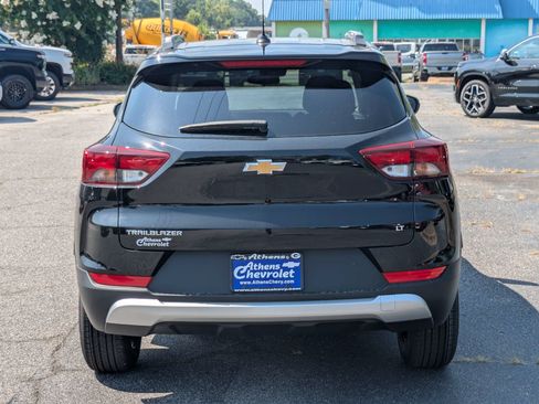 New 2026 Chevrolet TrailBlazer LT FWD image 5