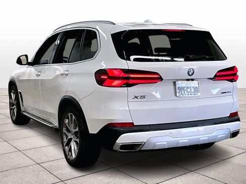 Used 2025 BMW X5 xDrive50e image 13