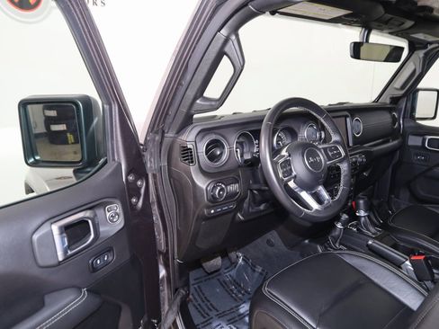 Used 2022 Jeep Wrangler Unlimited Sahara w/ Cold Weather Group image 50