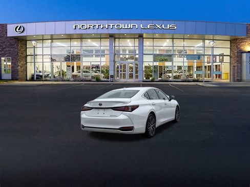 Certified 2025 Lexus ES 300h w/ Premium Package image 24