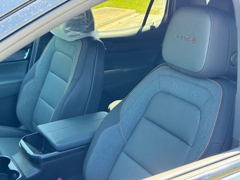 New 2026 GMC Terrain AT4 w/ Technology Package II image 17