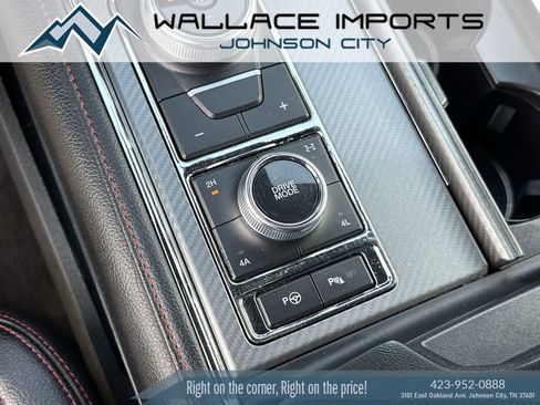 Used 2020 Ford Expedition Limited w/ Equipment Group 303A AWD/4WD image 29
